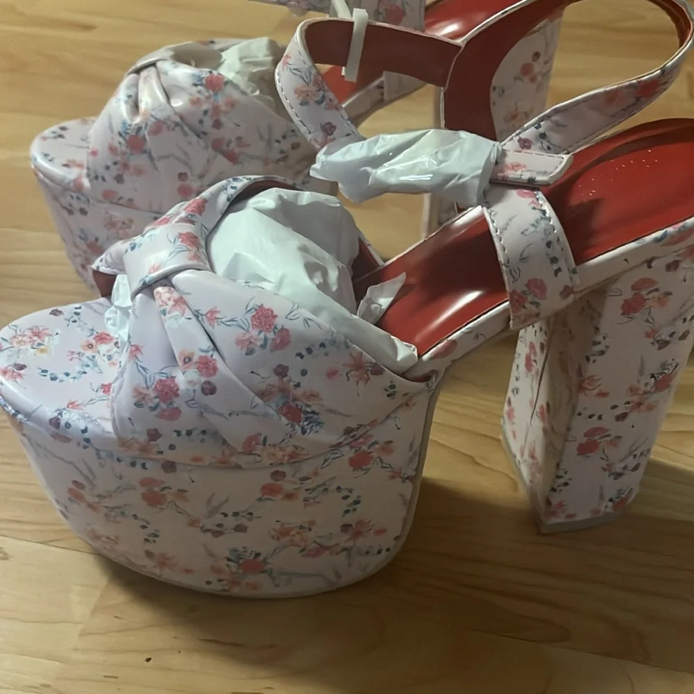 ‼️NWT‼️Dolls Kill X Sugar Thrillz Floral Platform Sandals Size 8 - Picture 6 of 8